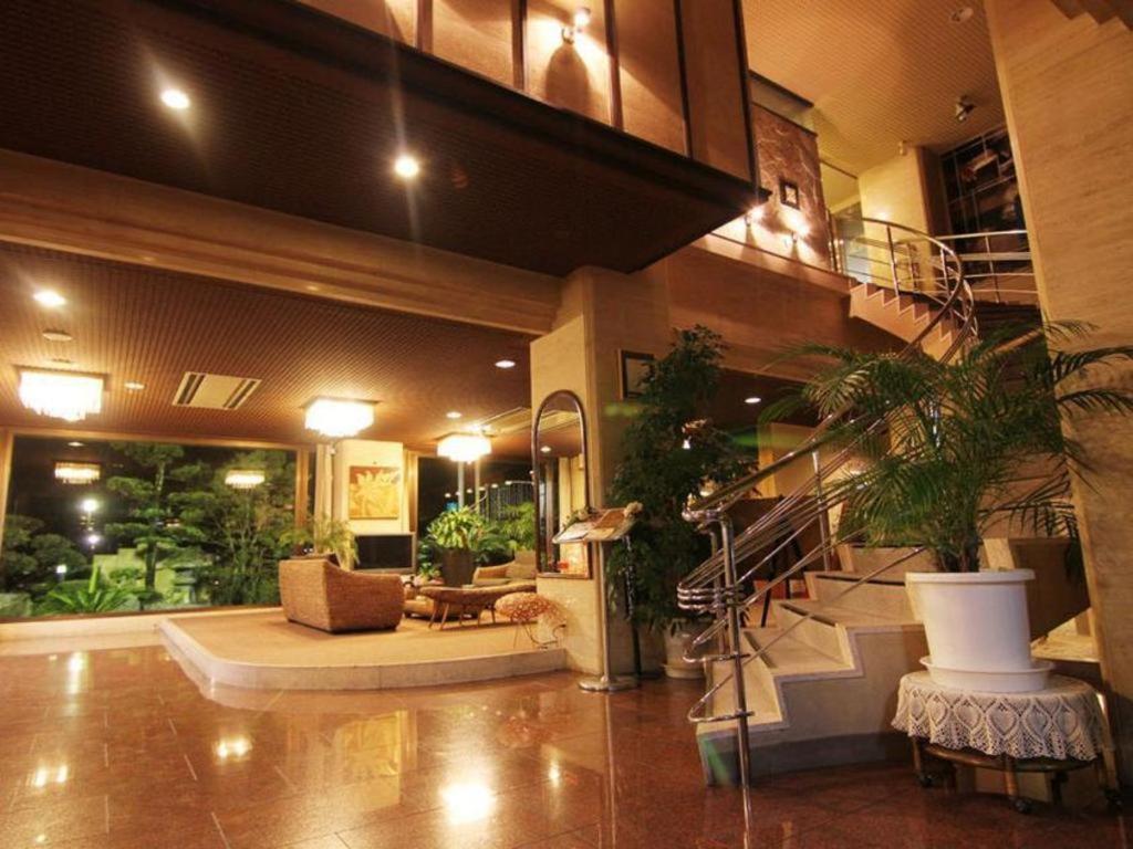 Miyakonojo Sun Plaza Hotel Dış mekan fotoğraf
